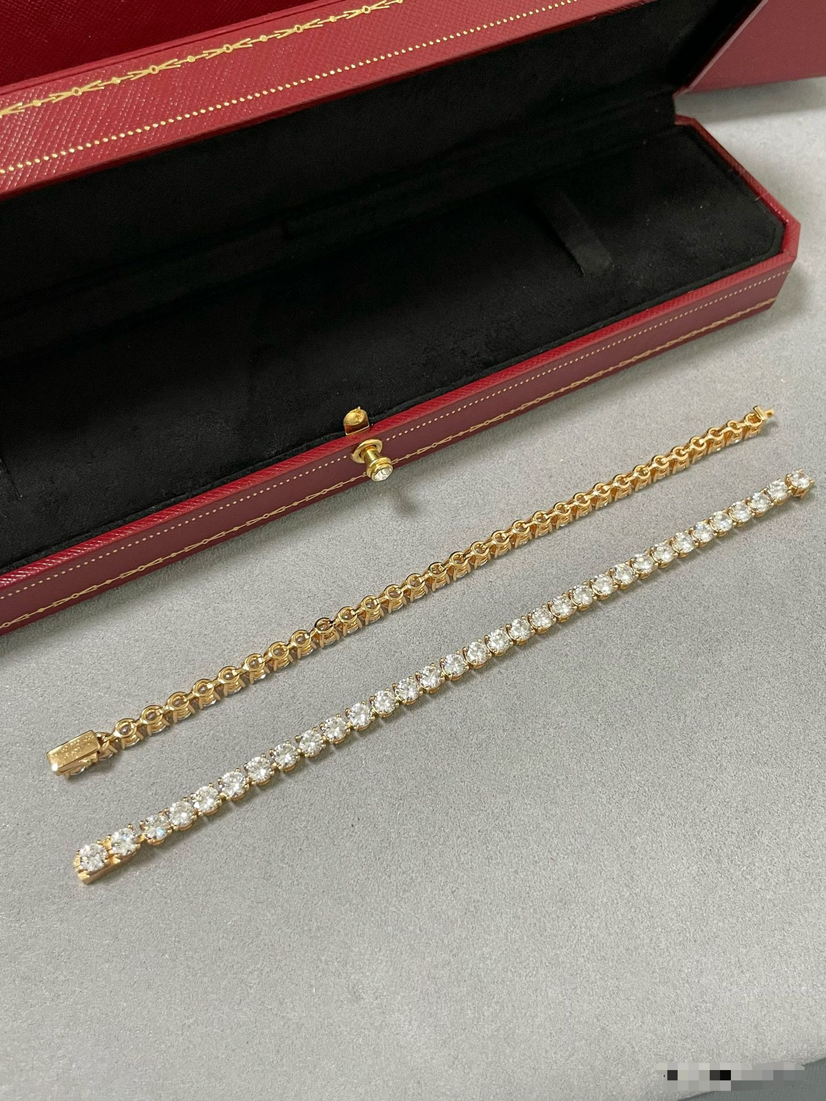 [⭐⭐JeweliWhal jewelrys]TENNIS BRACELET WITH FULL DIAMOND SETTING