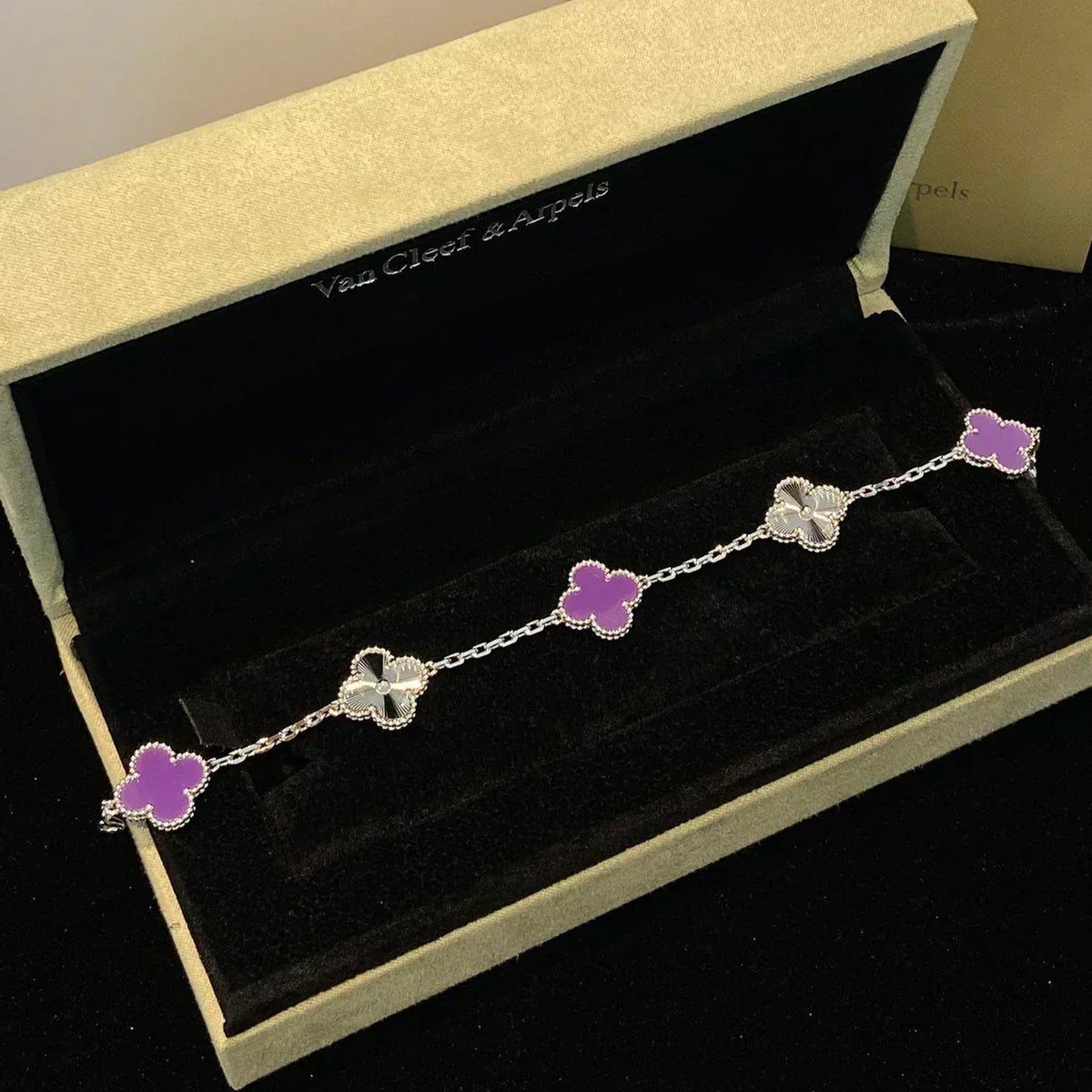 [⭐⭐JeweliWhal] CLOVER 5 MOTIF VIOLET BRACELET COLLECTION