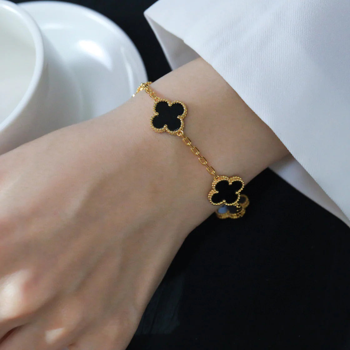 [⭐⭐JeweliWhal] CLOVER 5 MOTIF ONYXS BRACELET COLLECTION
