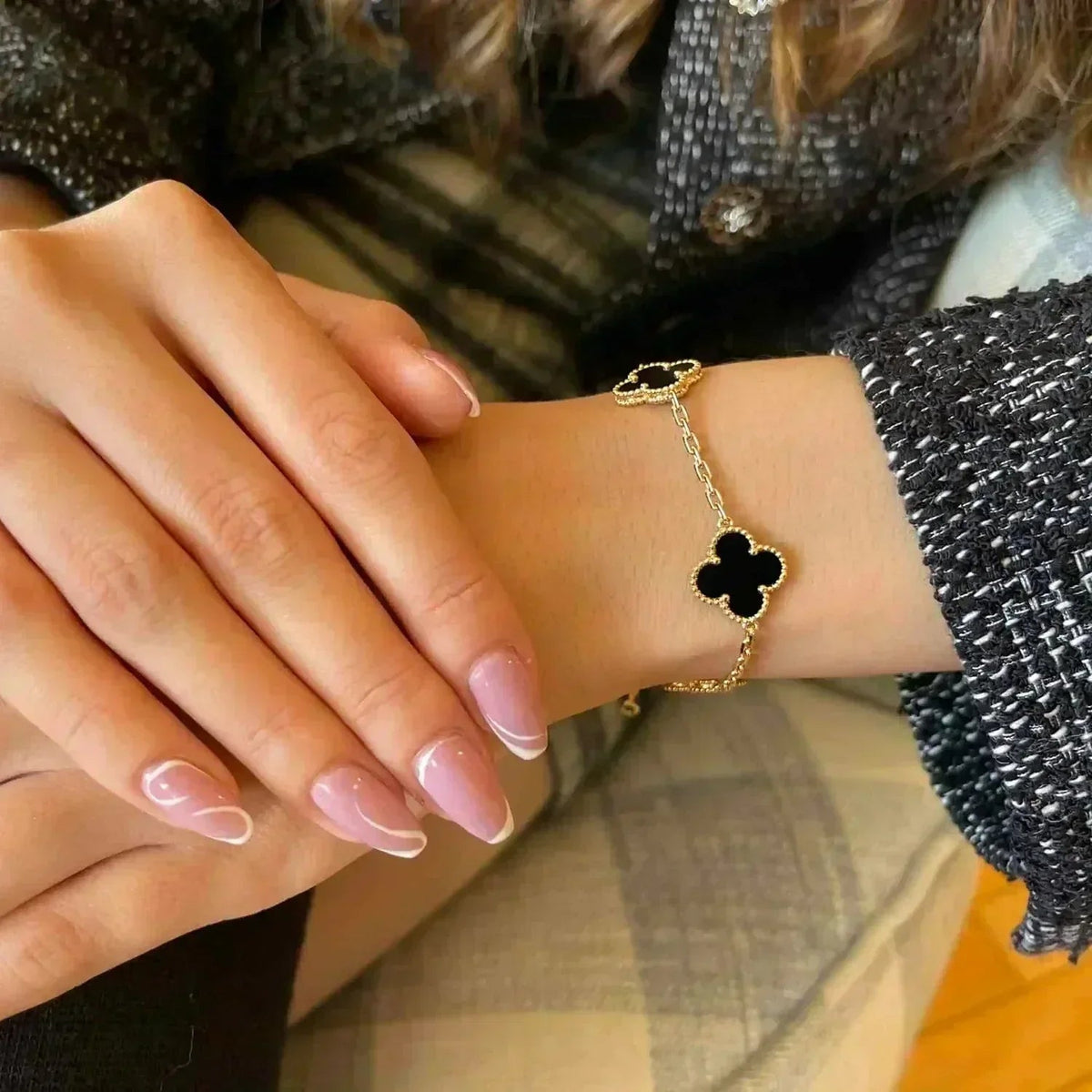 [⭐⭐JeweliWhal] CLOVER 5 MOTIF ONYXS BRACELET COLLECTION