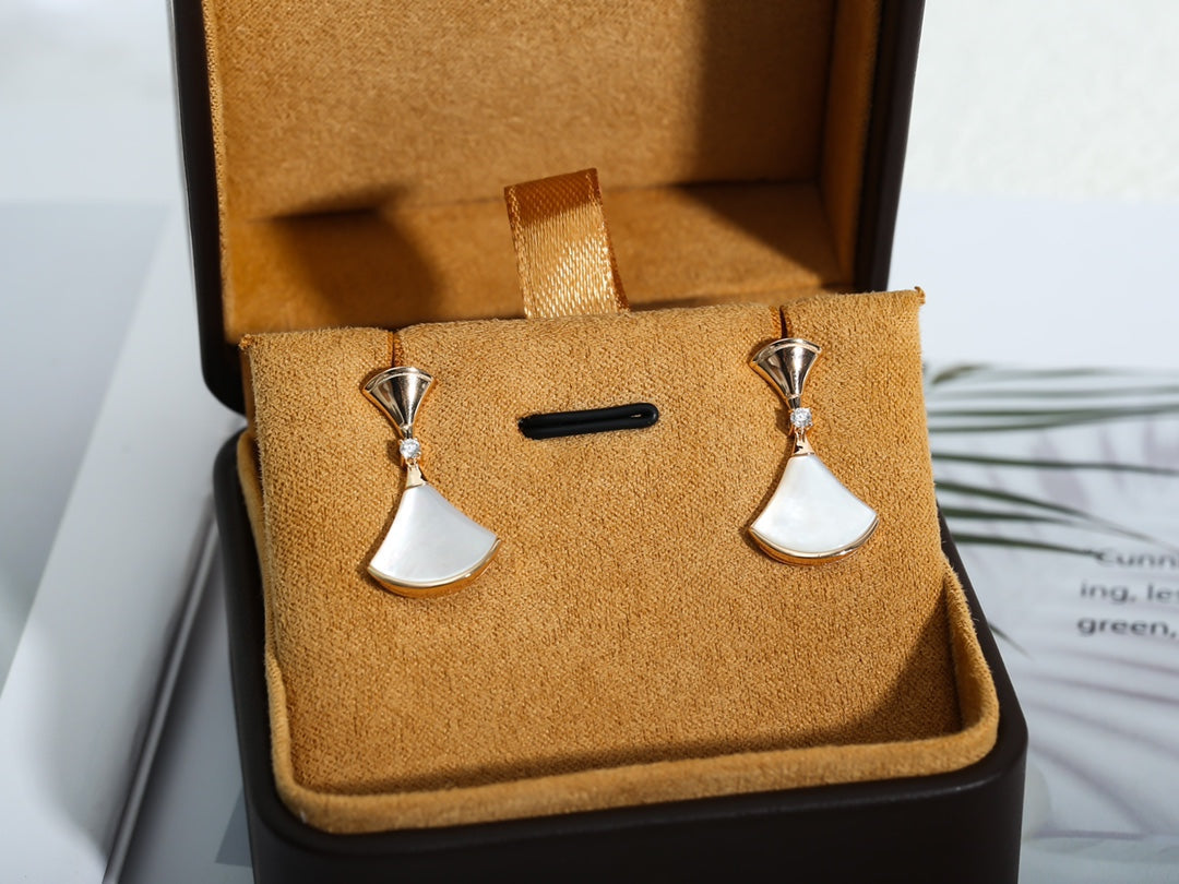[⭐⭐JeweliWhal]DREAM MOP PINK GOLD EARRINGS