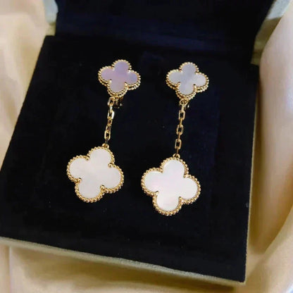 [⭐⭐JeweliWhal]CLOVER 2 MOTIF WHITE MOP EARRINGS