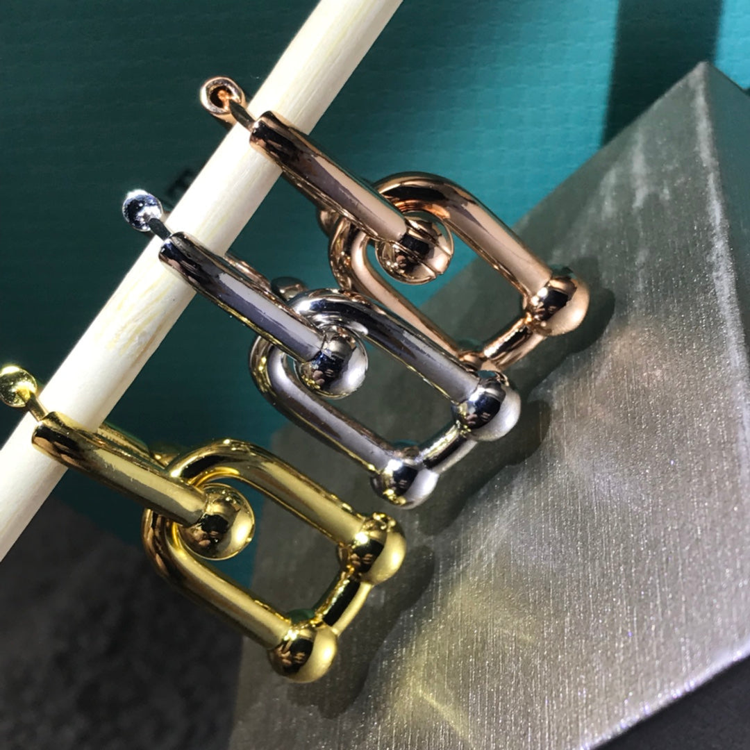 {
  "⭐JeweliWhal": "ハードウェア ドロップ ピアス ダブルリンク"
}