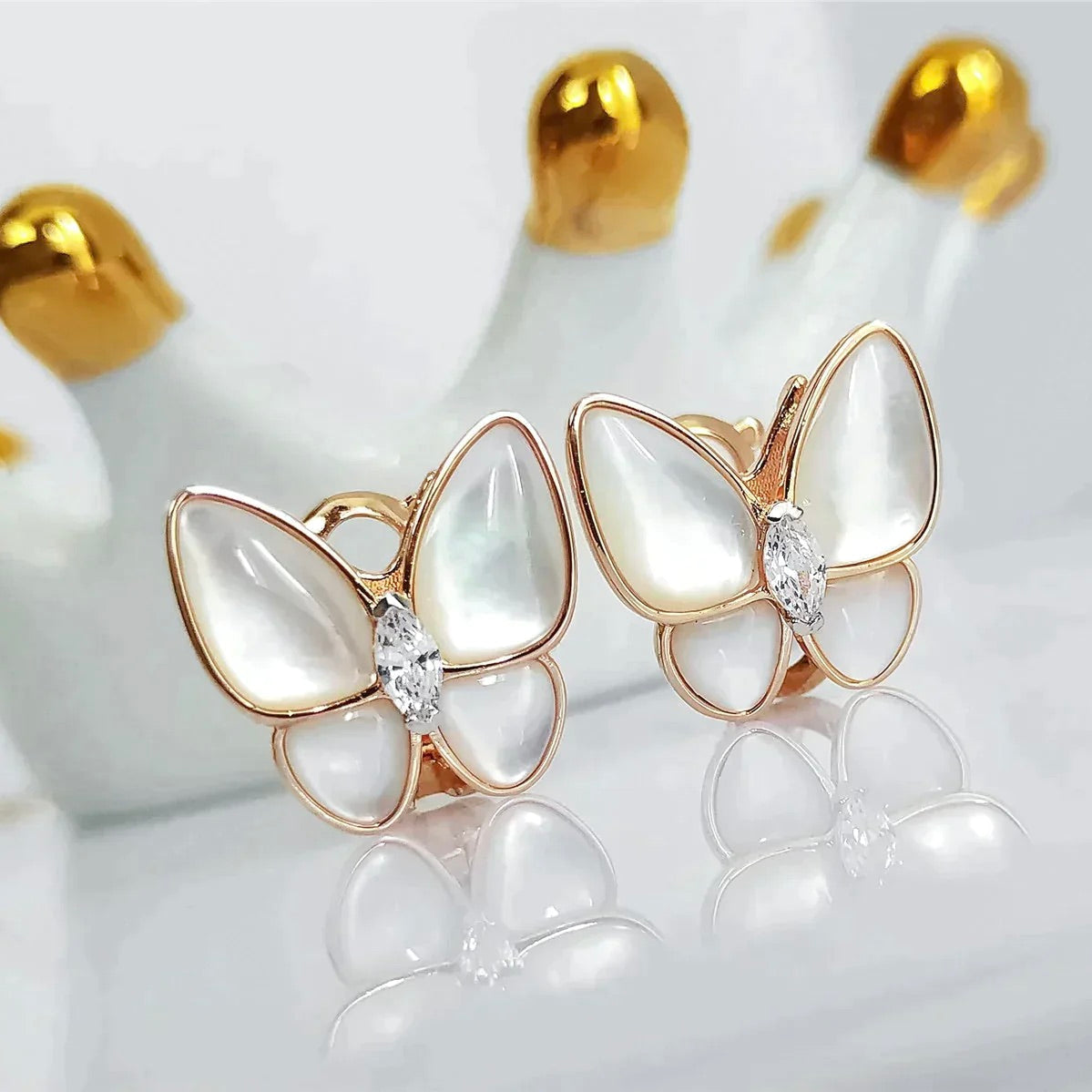 [⭐⭐JeweliWhal]BUTTERFLY MOP DIAMOND EARRINGS