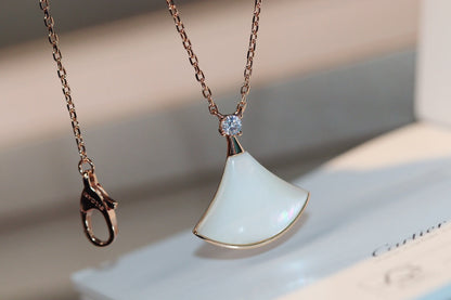 [⭐⭐JeweliWhal]DREAM NECKLACE WHITE MOP PINK GOLD 1 DIAMOND