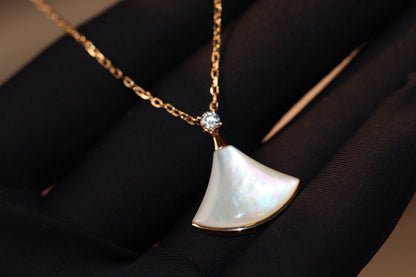[⭐⭐JeweliWhal]DREAM NECKLACE WHITE MOP PINK GOLD 1 DIAMOND
