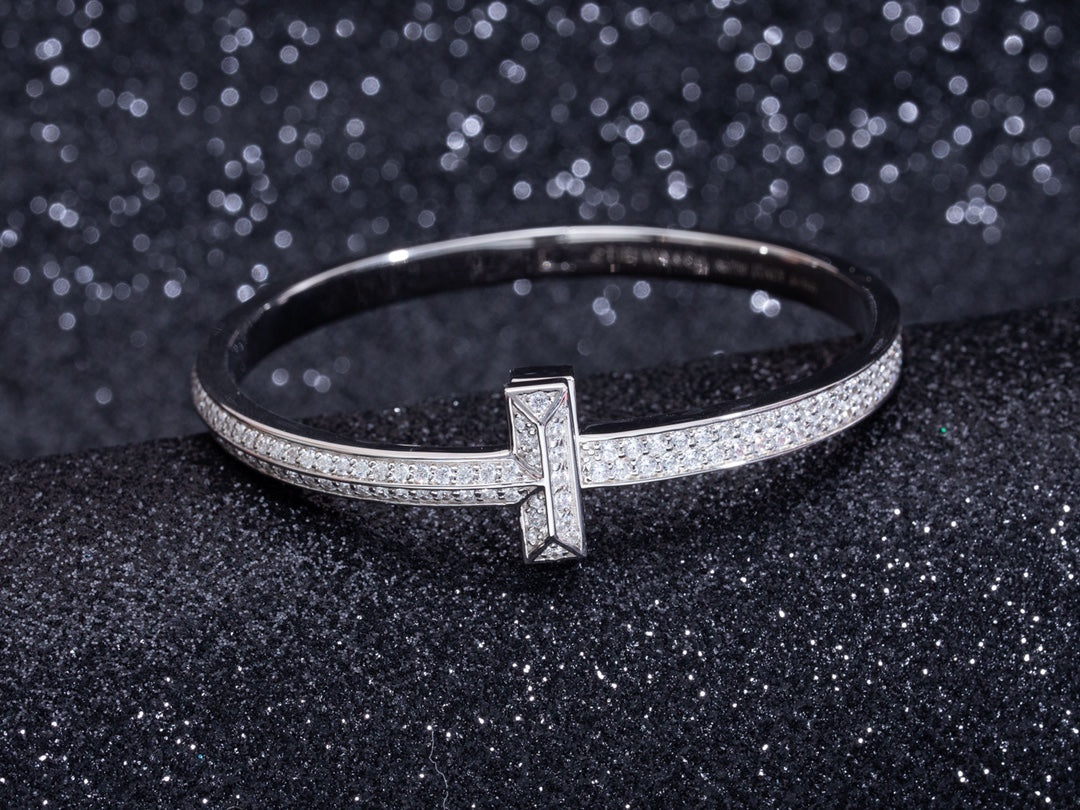 [⭐JeweliWhal]WIDE DIAMONDS HINGED BANGLE SILVER
