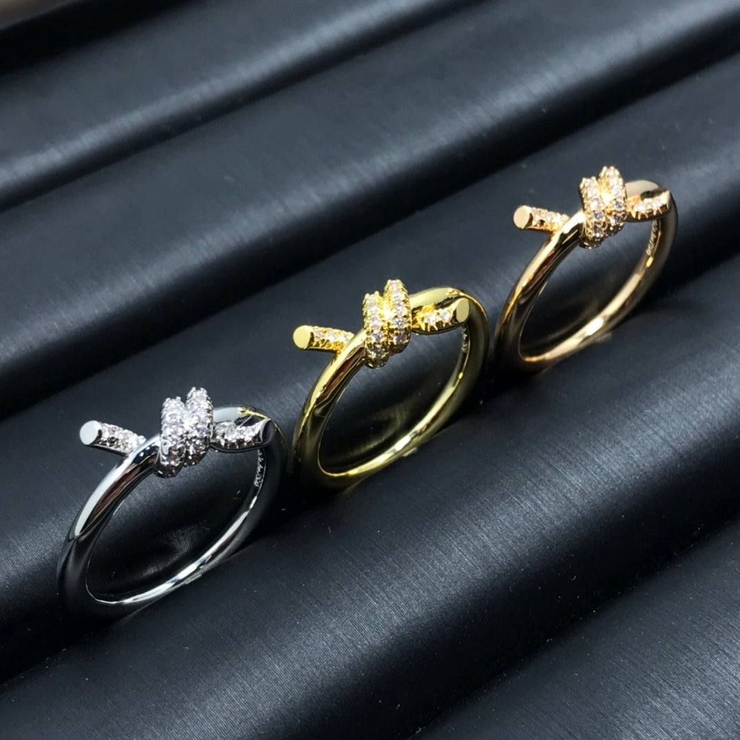 [⭐JeweliWhal]KNOT RING 1.2MM DIAMOND