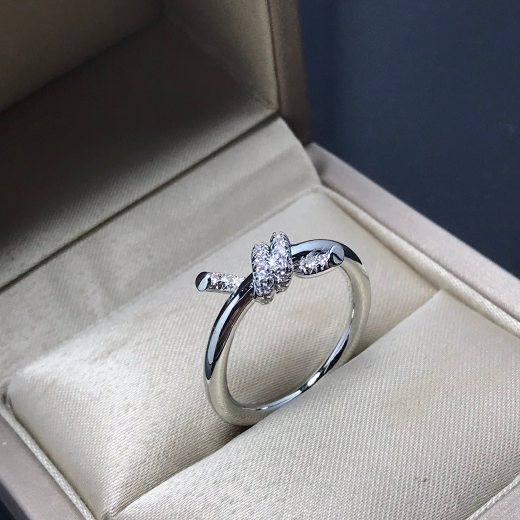 [⭐JeweliWhal]KNOT RING 1.2MM DIAMOND