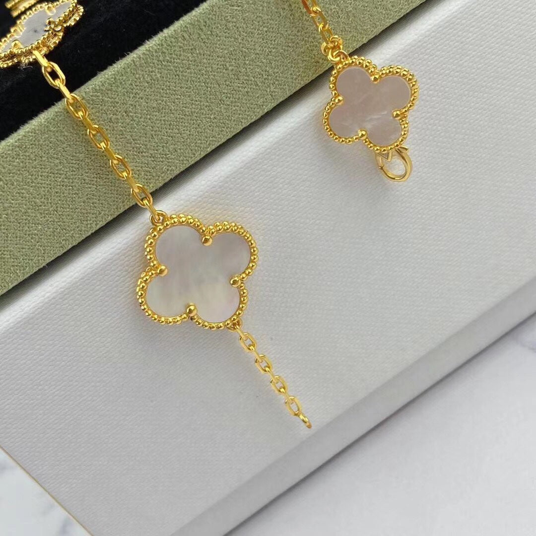 [⭐⭐JeweliWhal]MAGIC CLOVER MOP GOLD BRACELET 5 MOTIFS