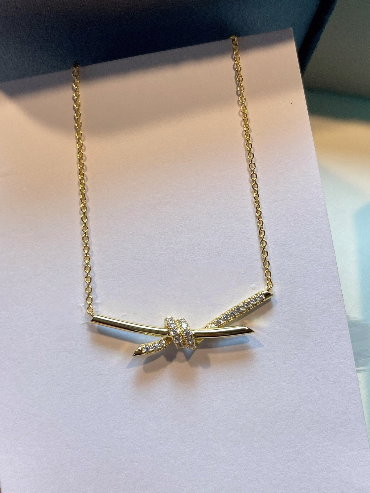 [⭐JeweliWhal]KNOT NECKLACE GOLD DIAMONDS