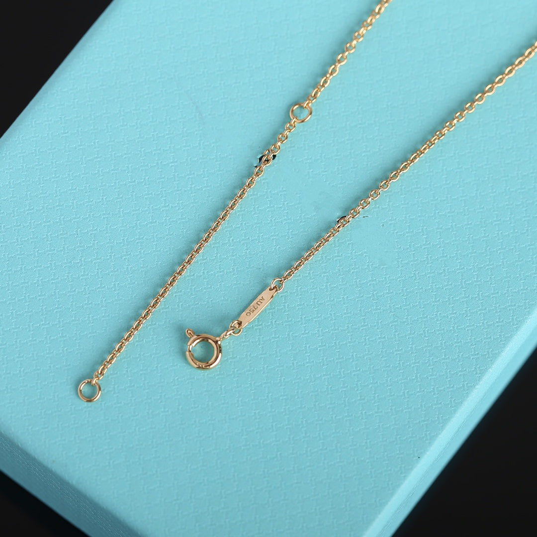 [⭐JeweliWhal]KNOT NECKLACE GOLD