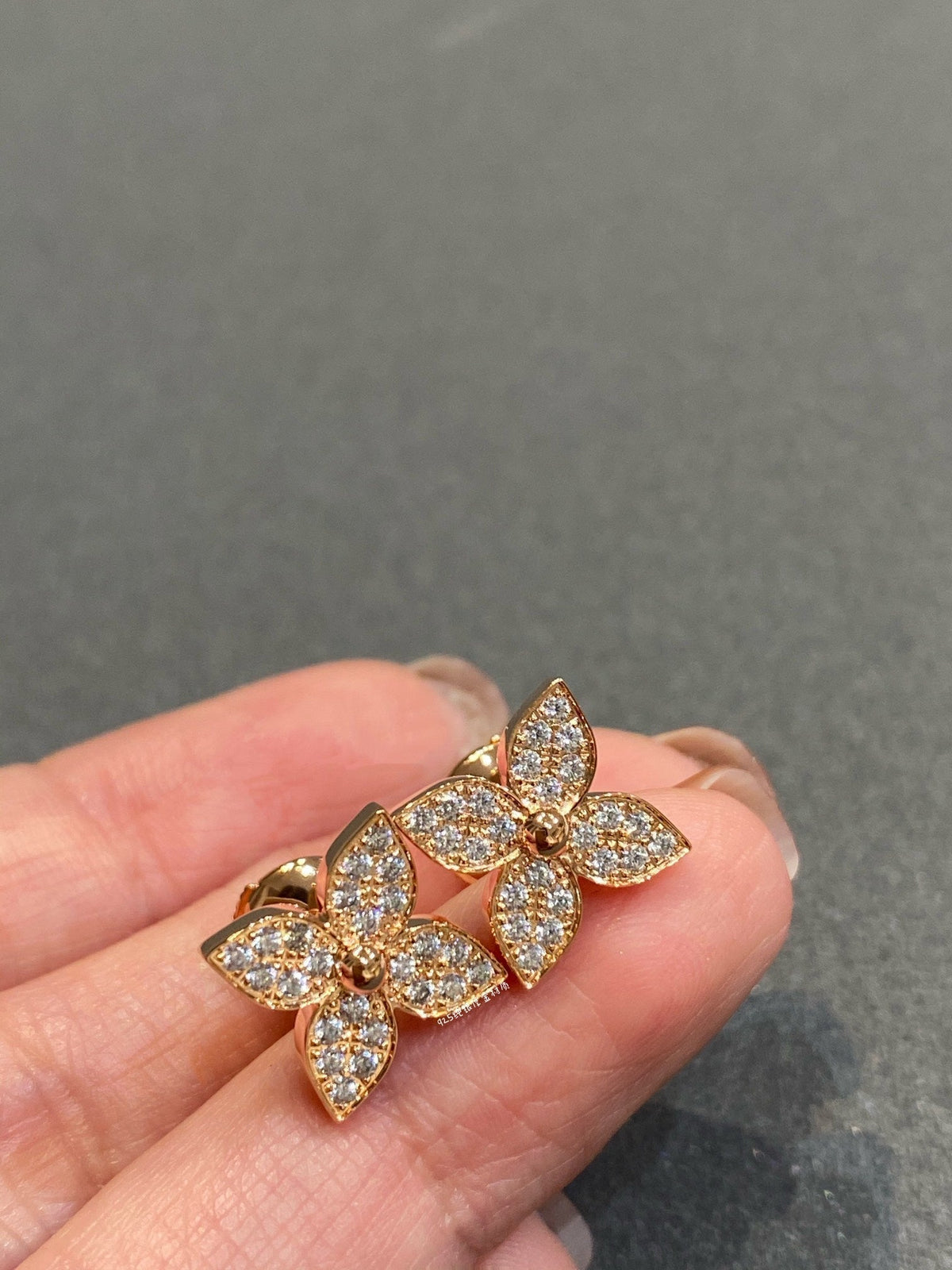 [⭐⭐JeweliWhal]STAR DIAMOND EARRINGS