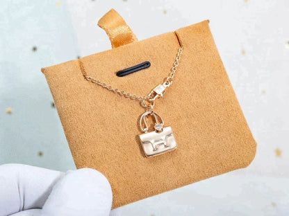 [⭐⭐JeweliWhal]AMULETTE PEDANT ROSE GOLD NECKLACE