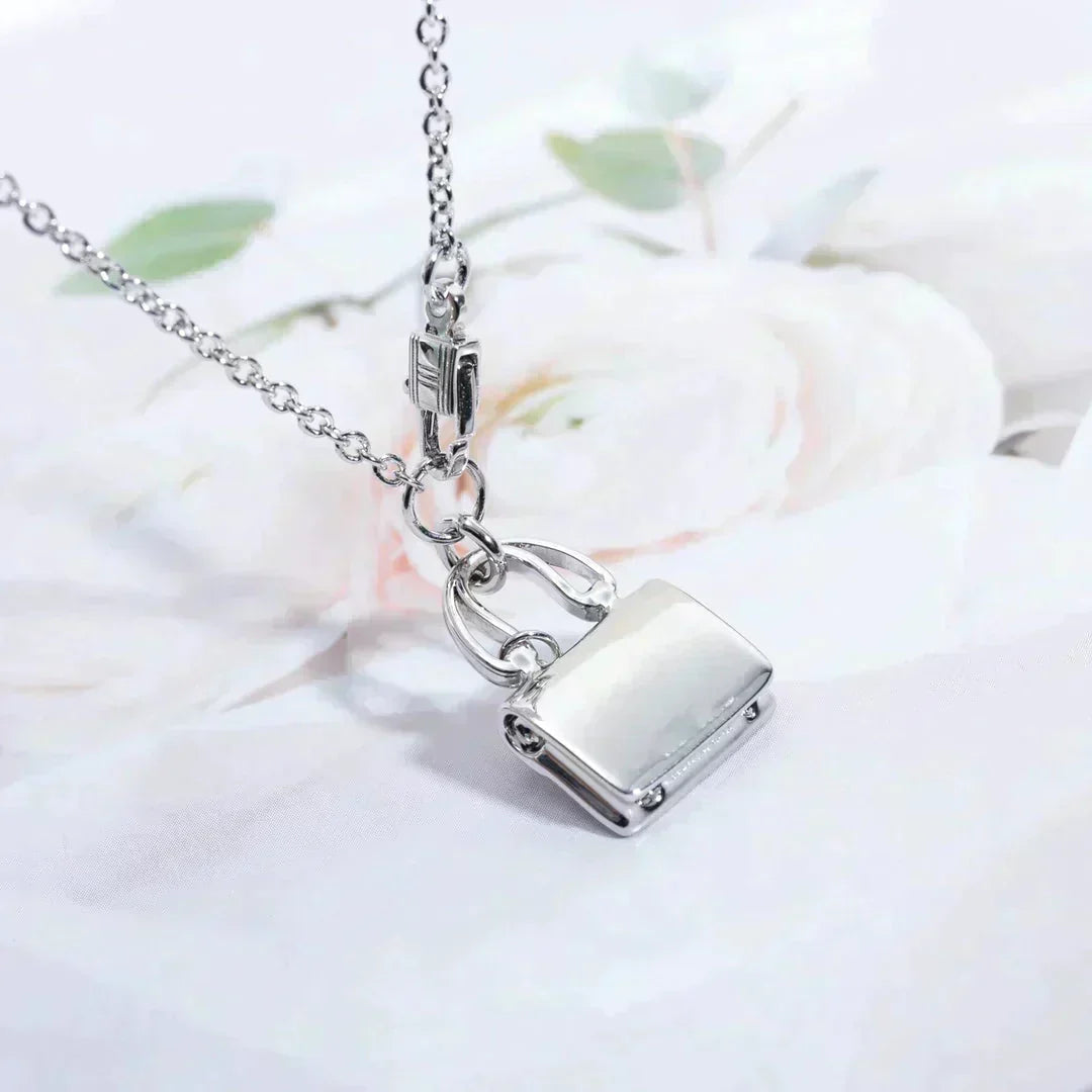 [⭐⭐JeweliWhal]AMULETTE PEDANT SILVER NECKLACE