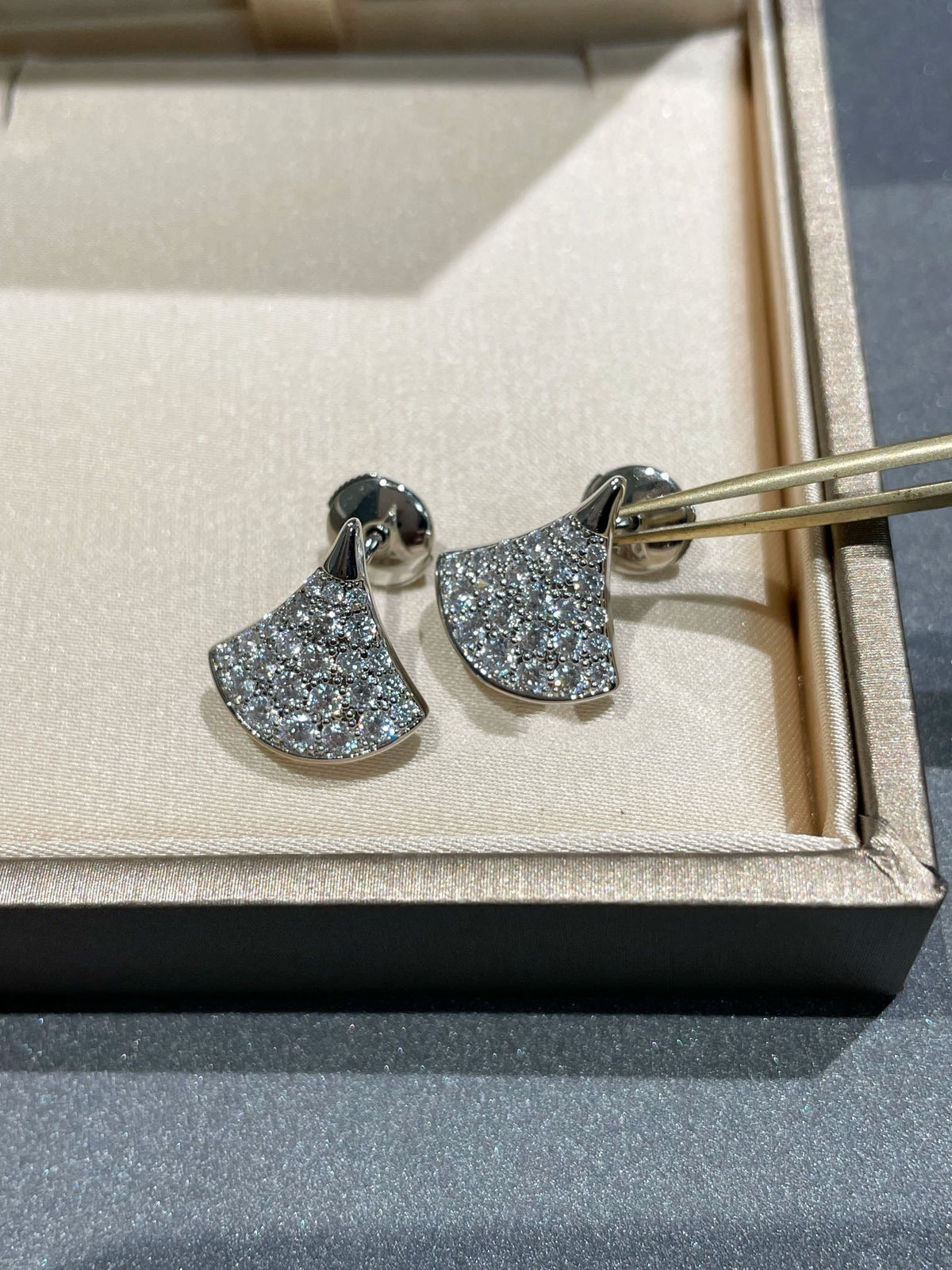 [⭐⭐JeweliWhal]DREAM STUD EARRINGS DIAMOND