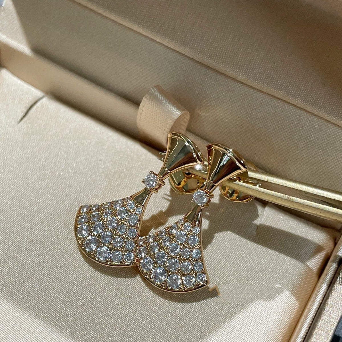 [⭐⭐JeweliWhal]DREAM EARRINGS DIAMOND