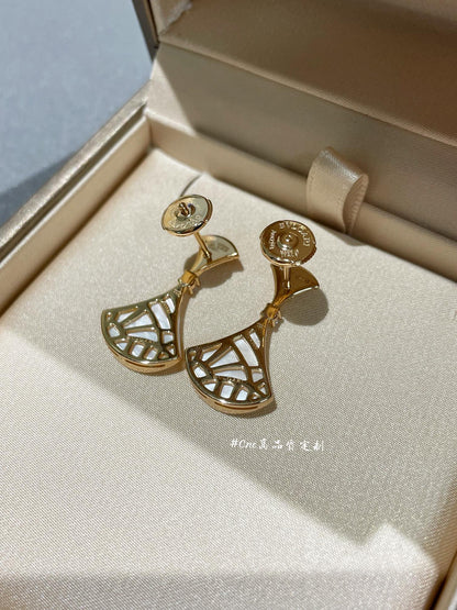 [⭐⭐JeweliWhal]DREAM MOP 1 DIAMOND EARRINGS