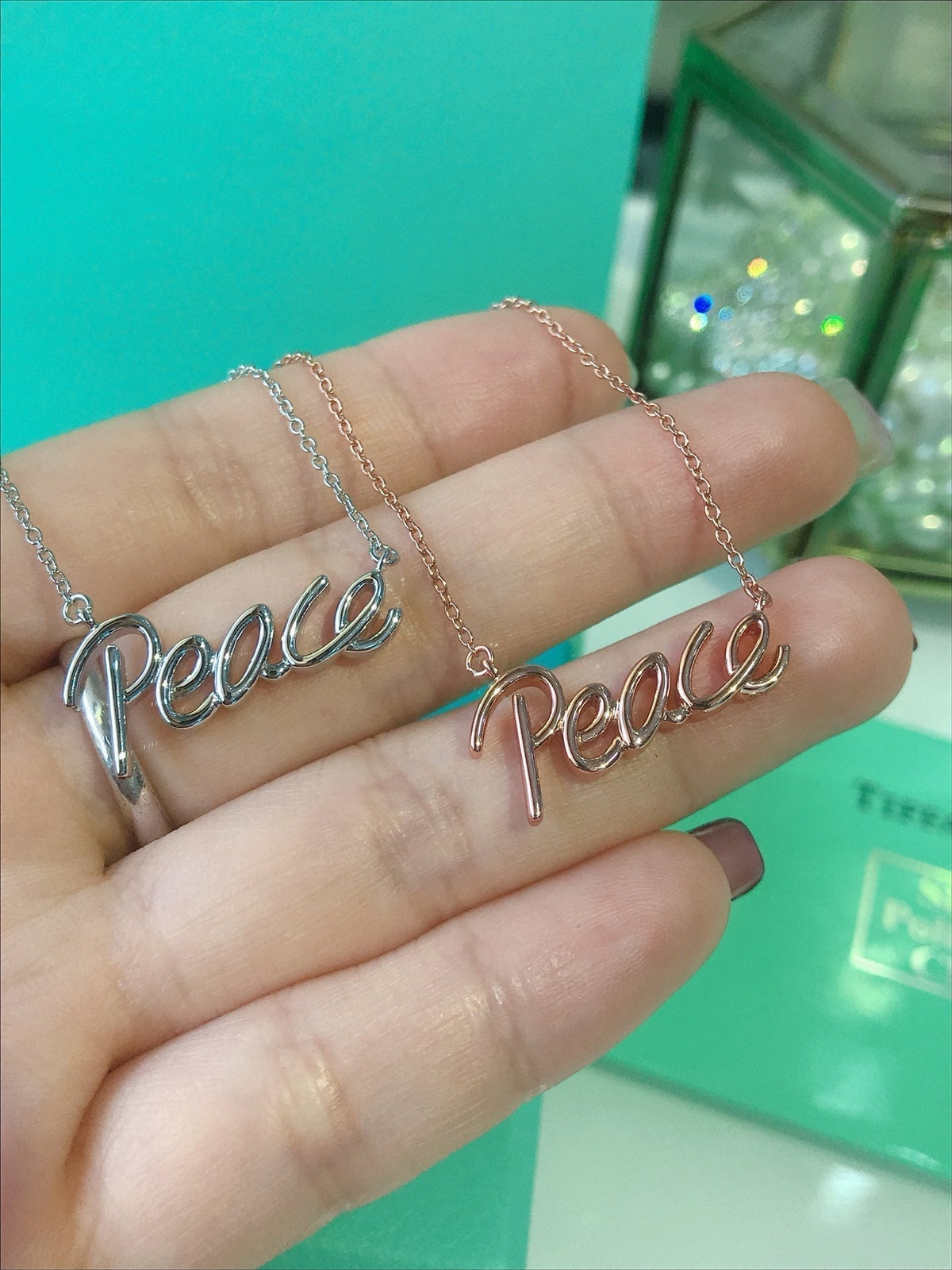 [⭐JeweliWhal]PEACE TEXT PEDANT NECKLACE