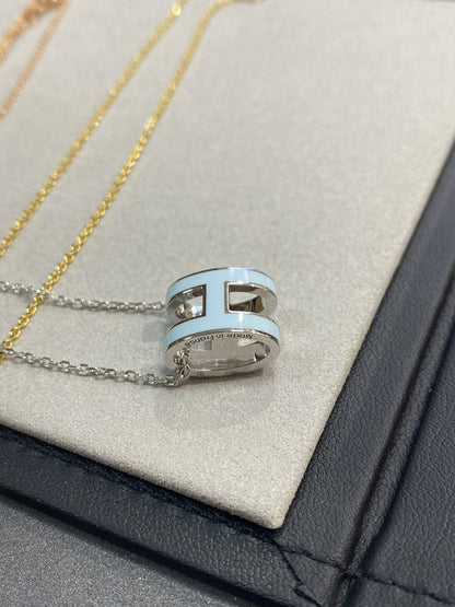 [⭐⭐JeweliWhal]POP H LIGHT BLUE NECKLACE