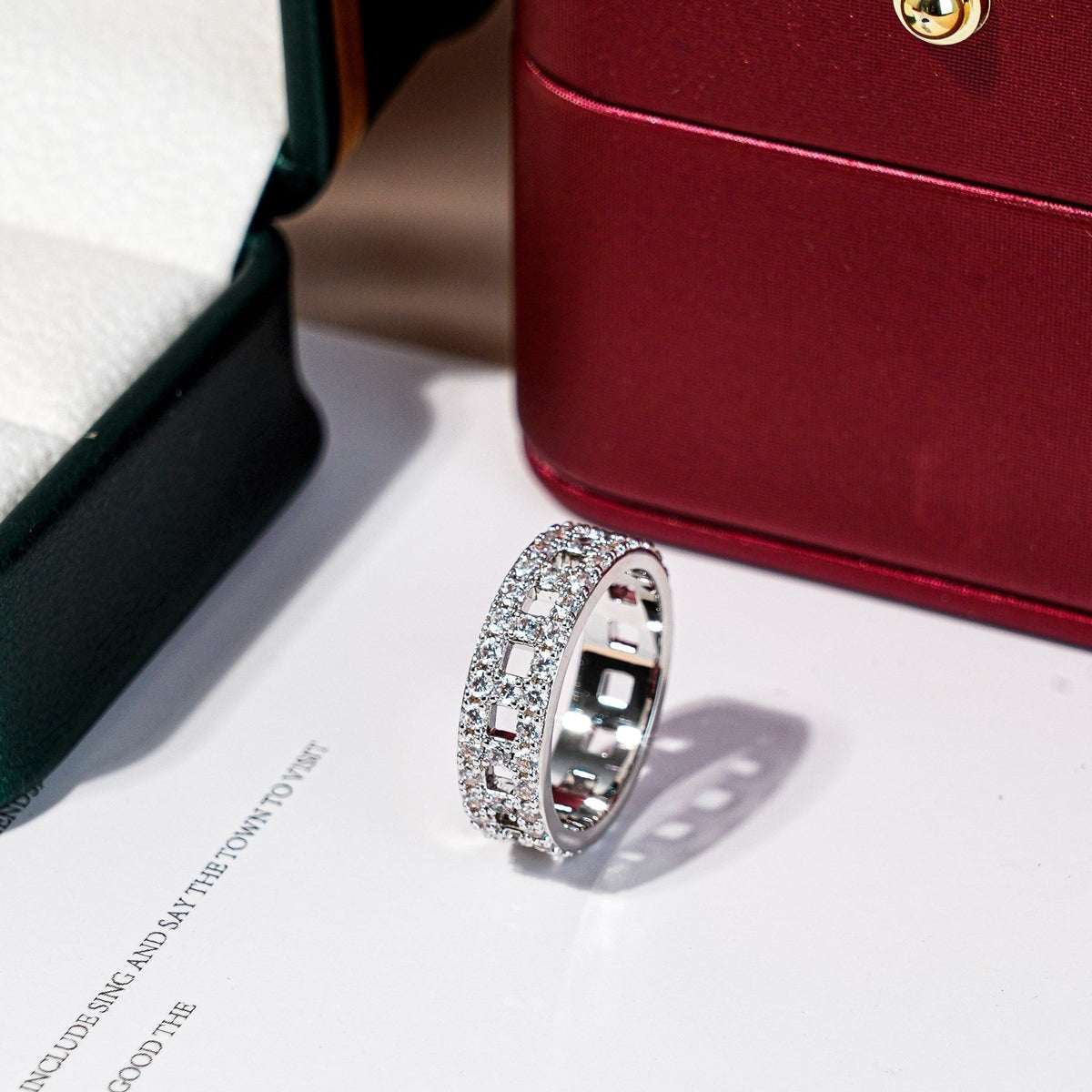 [⭐JeweliWhal]T TRUE DIAMOND 5.5MM RING