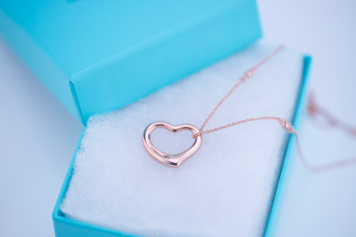 [⭐JeweliWhal]OPEN HEART PEDANT PINK GOLD NECKLACE