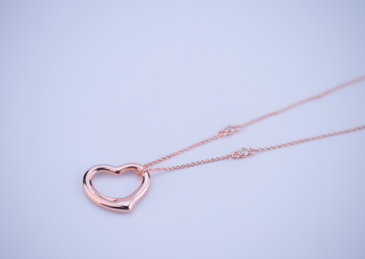 [⭐JeweliWhal]OPEN HEART PEDANT PINK GOLD NECKLACE