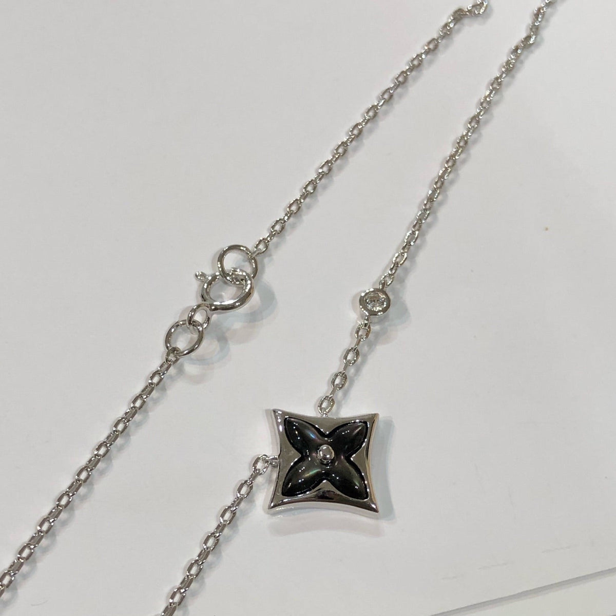 [⭐⭐JeweliWhal]STAR BLACK MOP NECKLACE