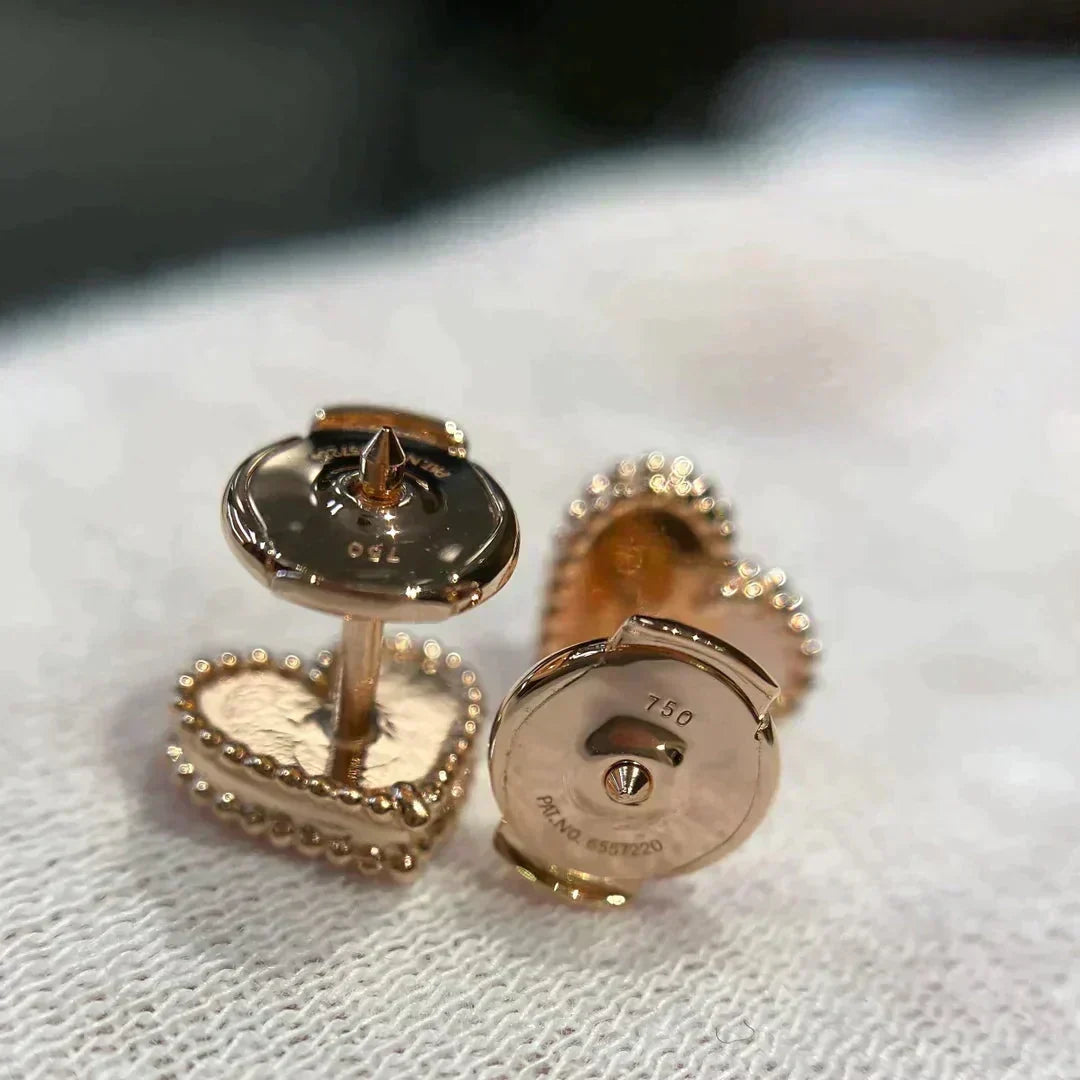 [⭐⭐JeweliWhal]HEART CARNELIAN STUD EARRINGS