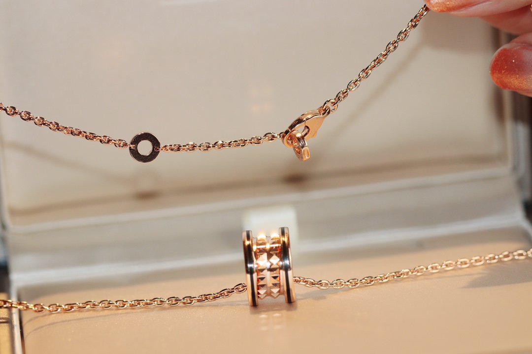 [⭐⭐JeweliWhal]ZERO 1 ROCK PEDANT PINK GOLD BLACK NECKLACE