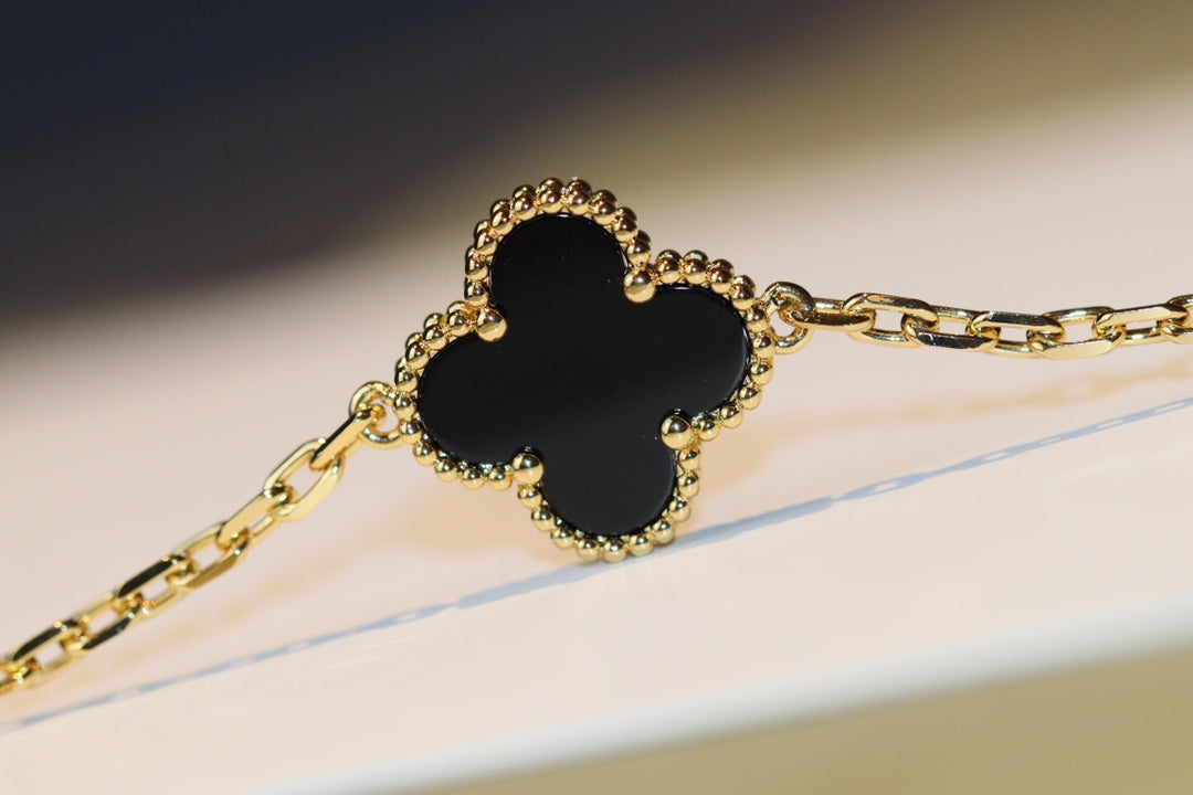 [⭐⭐JeweliWhal]CLOVER 20 MOTIFS ONYX ROSE GOLD