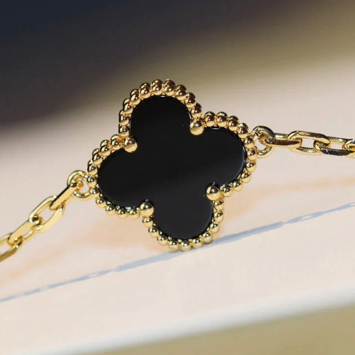[⭐⭐JeweliWhal]CLOVER 20 MOTIFS ONYX NECKLACE