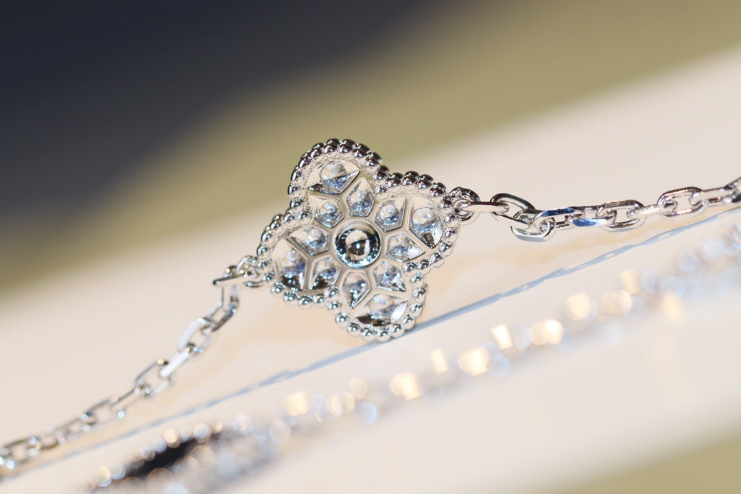 [⭐⭐JeweliWhal]CLOVER 20 MOTIFS ONYX DIAMOND SILVER