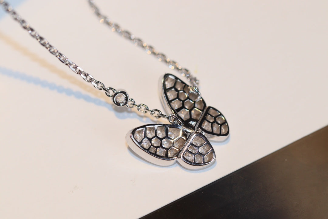 [⭐⭐JeweliWhal]BUTTERFLY DIAMOND NECKLACE