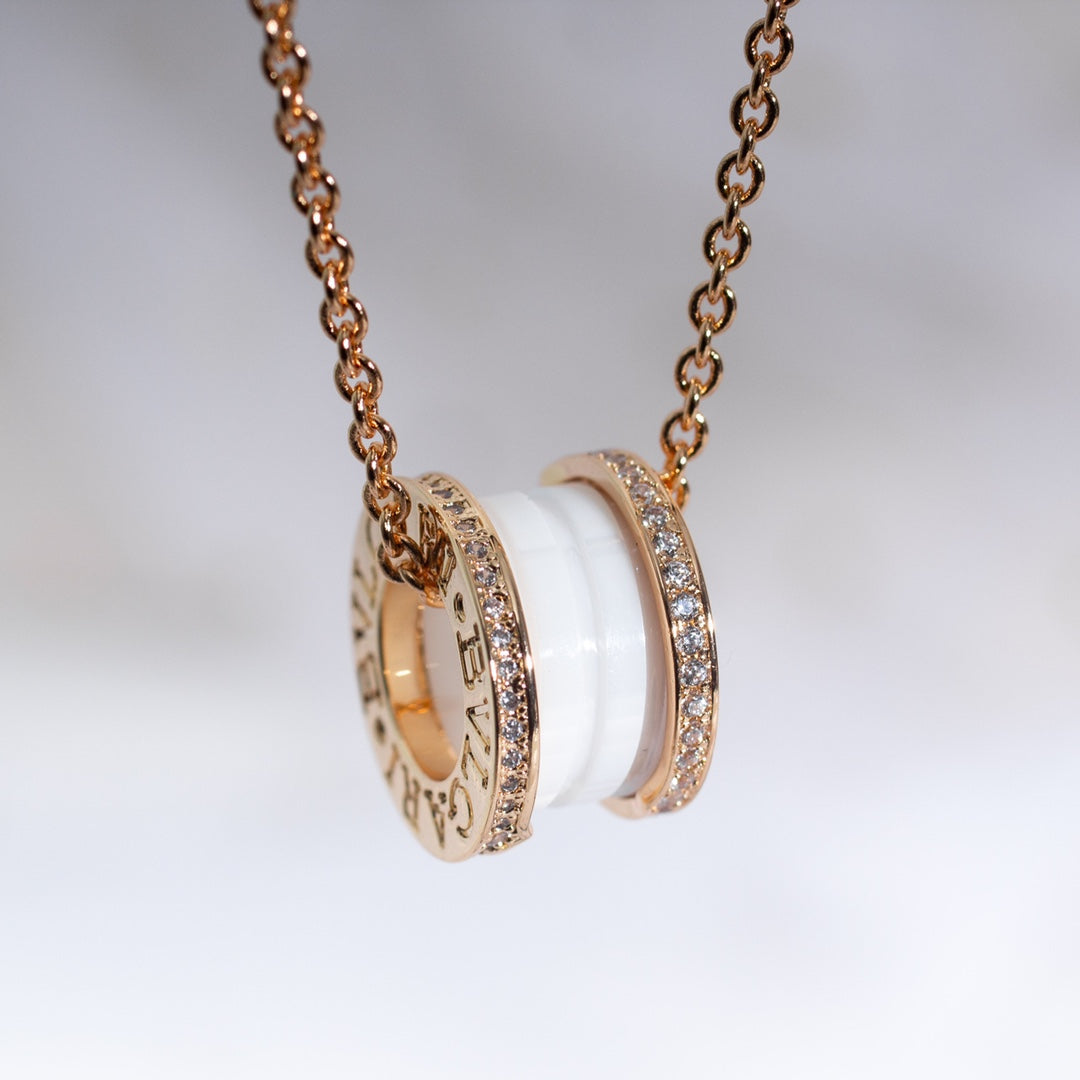[⭐⭐JeweliWhal]ZERO 1 WHITE CERAMIC PINK GOLD DIAMOND NECKLACE