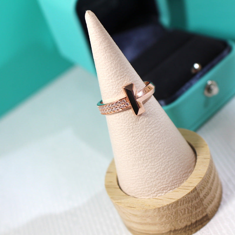 [⭐JeweliWhal]T1 NARROW DIAMOND PINK GOLD RING