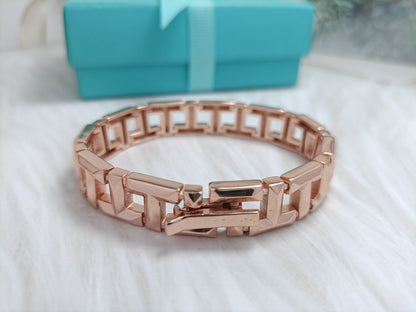 [⭐JeweliWhal]T TRUE NARROW BRACELET