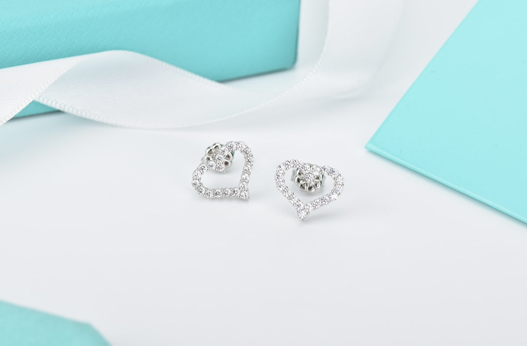 [⭐JeweliWhal]OPEN HEART STUD DIAMOND EARRINGS