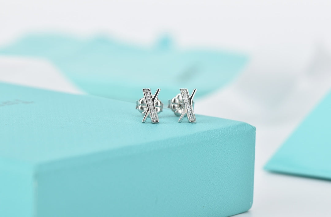 [⭐JeweliWhal]ATLAS DIAMOND STUD EARRINGS