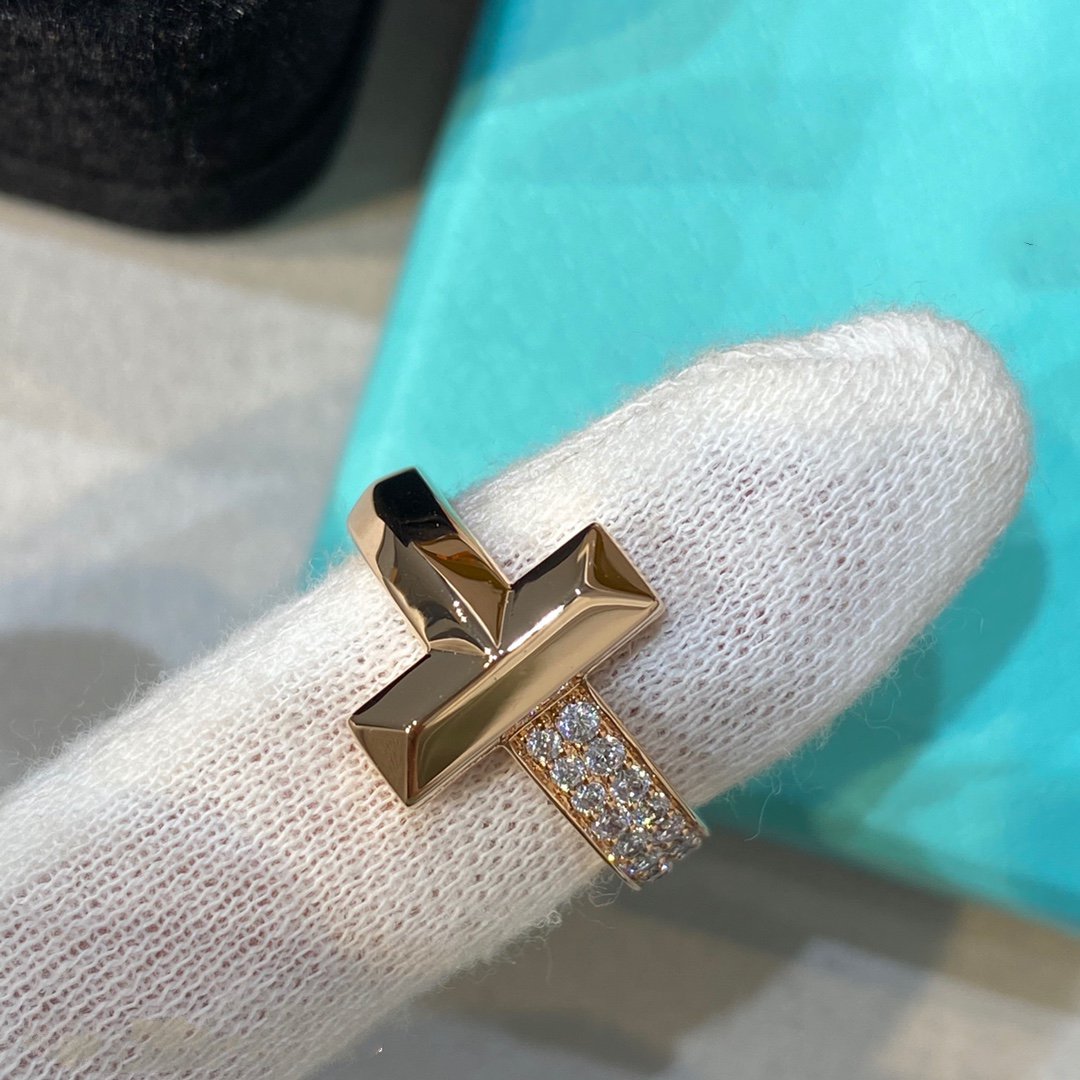 [⭐JeweliWhal]T WIRE MEDIUM DIAMOND RING