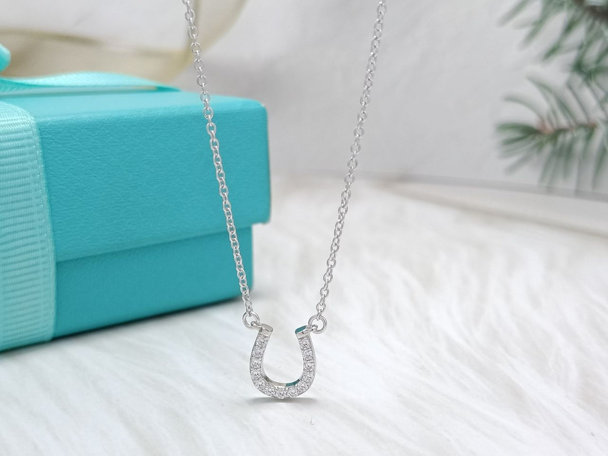 [⭐JeweliWhal]U PEDANT DIAMOND NECKLACE