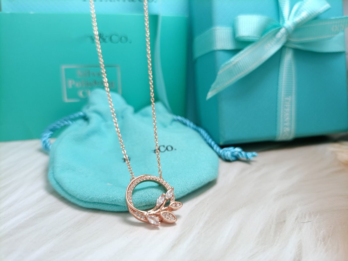 [⭐JeweliWhal]DIAMOND VINE CIRCLE PENDANT PLATINUM NECKLACE