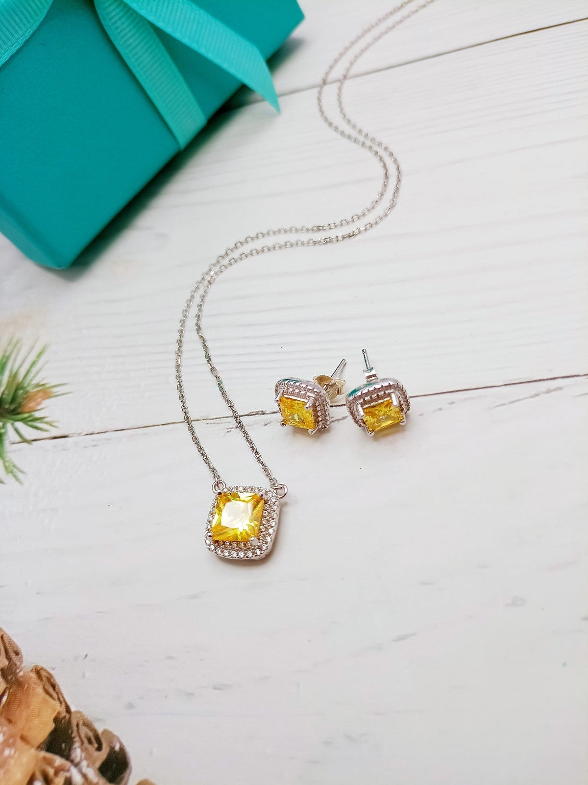 [⭐JeweliWhal]SPARKLERS CITRINE GEMSTONE PENDANT NECKLACE STERLING SILVER