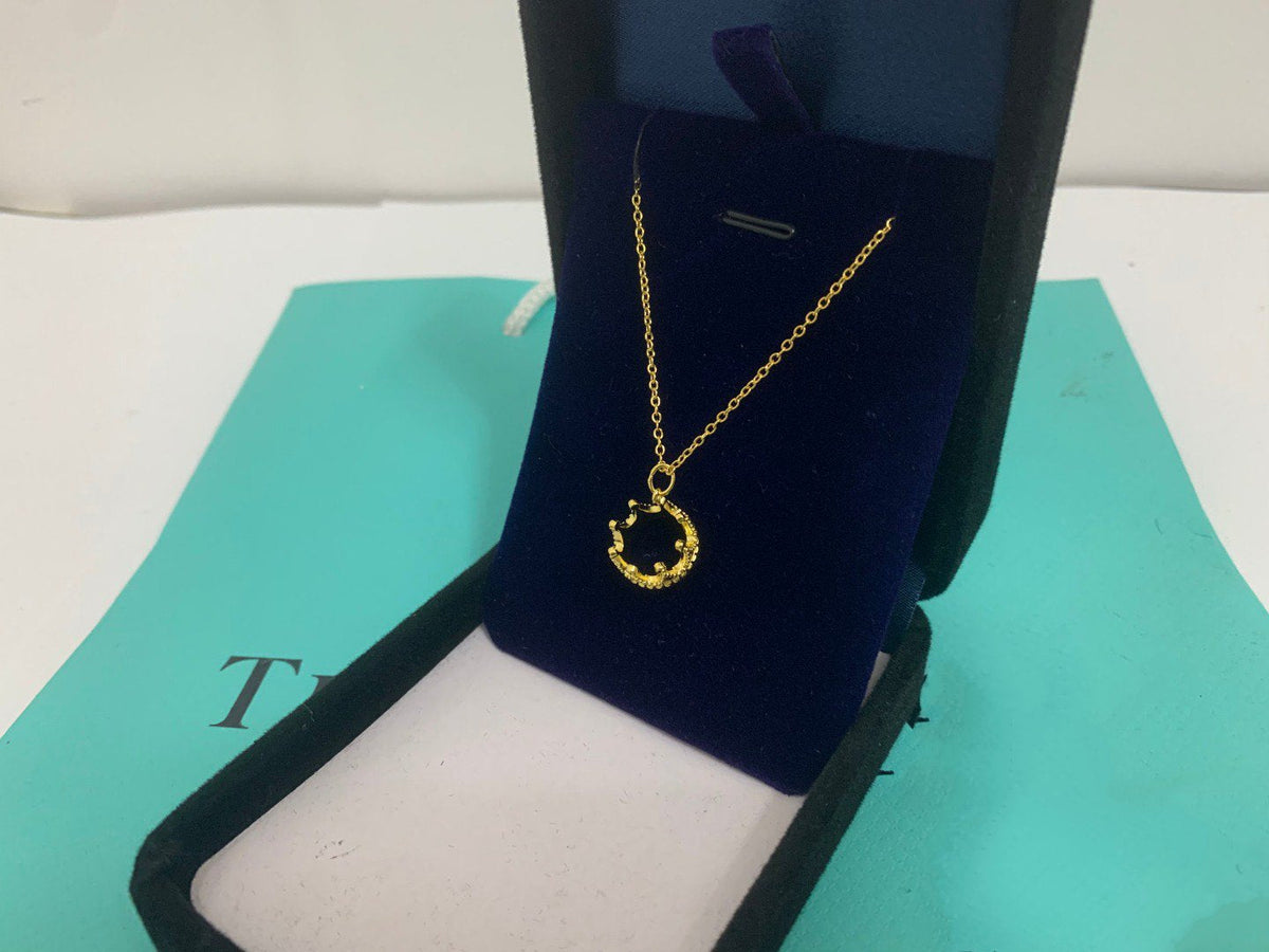 [⭐JeweliWhal]CROWN NECKLACE MECARI