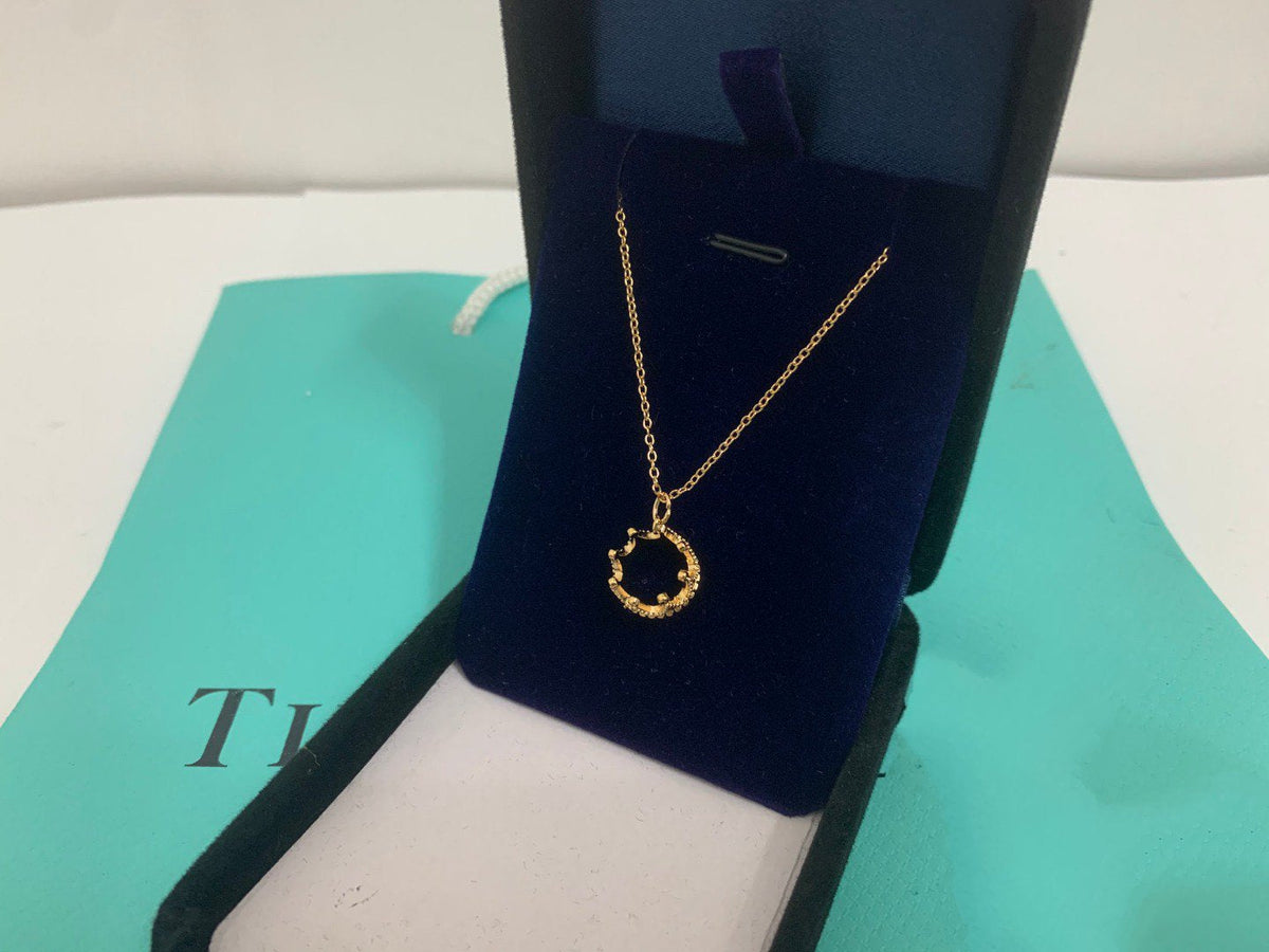 [⭐JeweliWhal]CROWN NECKLACE MECARI