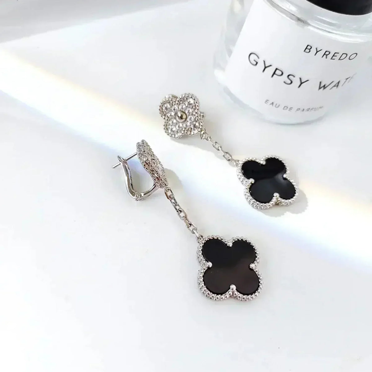 [⭐⭐JeweliWhal]CLOVER 2 MOTIFS  DIAMOND ONYX EARRINGS SILVER