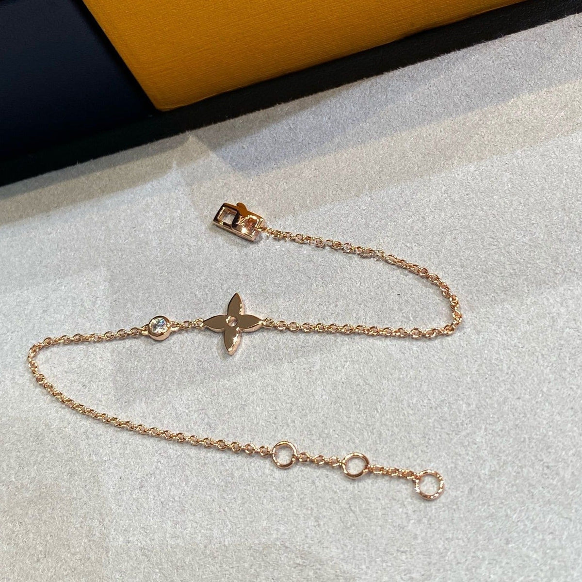 [⭐⭐JeweliWhal]STAR DIAMOND PINK GOLD BRACELET