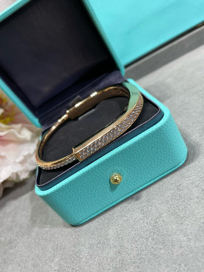 [⭐JeweliWhal]LOCK BRACELET DIAMOND PAVED