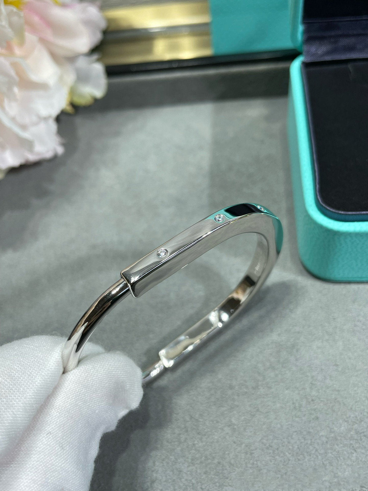 [⭐JeweliWhal]LOCK BRACELET 8 DIAMOND