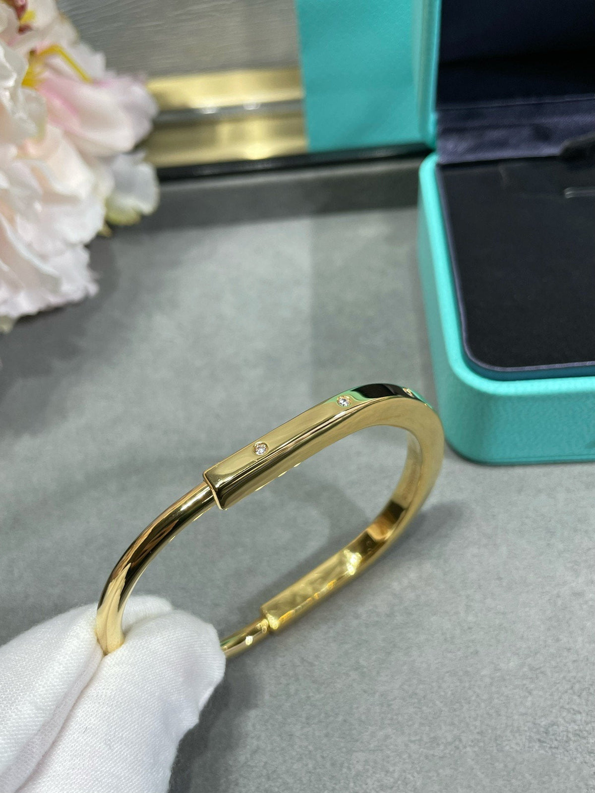 [⭐JeweliWhal]LOCK BRACELET 8 DIAMOND